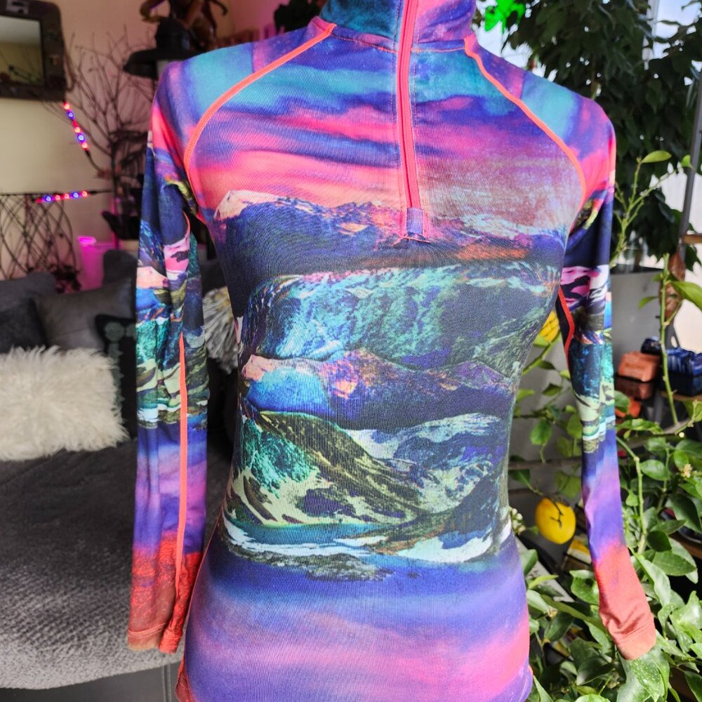 Neve Artsy abstract Colorful Long Sleeve Athletic Top 1/4 Zip XSmall